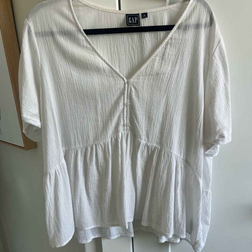 GAP Women's White Button-Front Blouse